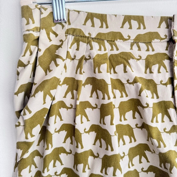 Anthropologie Cartonnier Green Finchley Elephant Print Safari Cuffed Shorts 6 - Picture 2 of 7